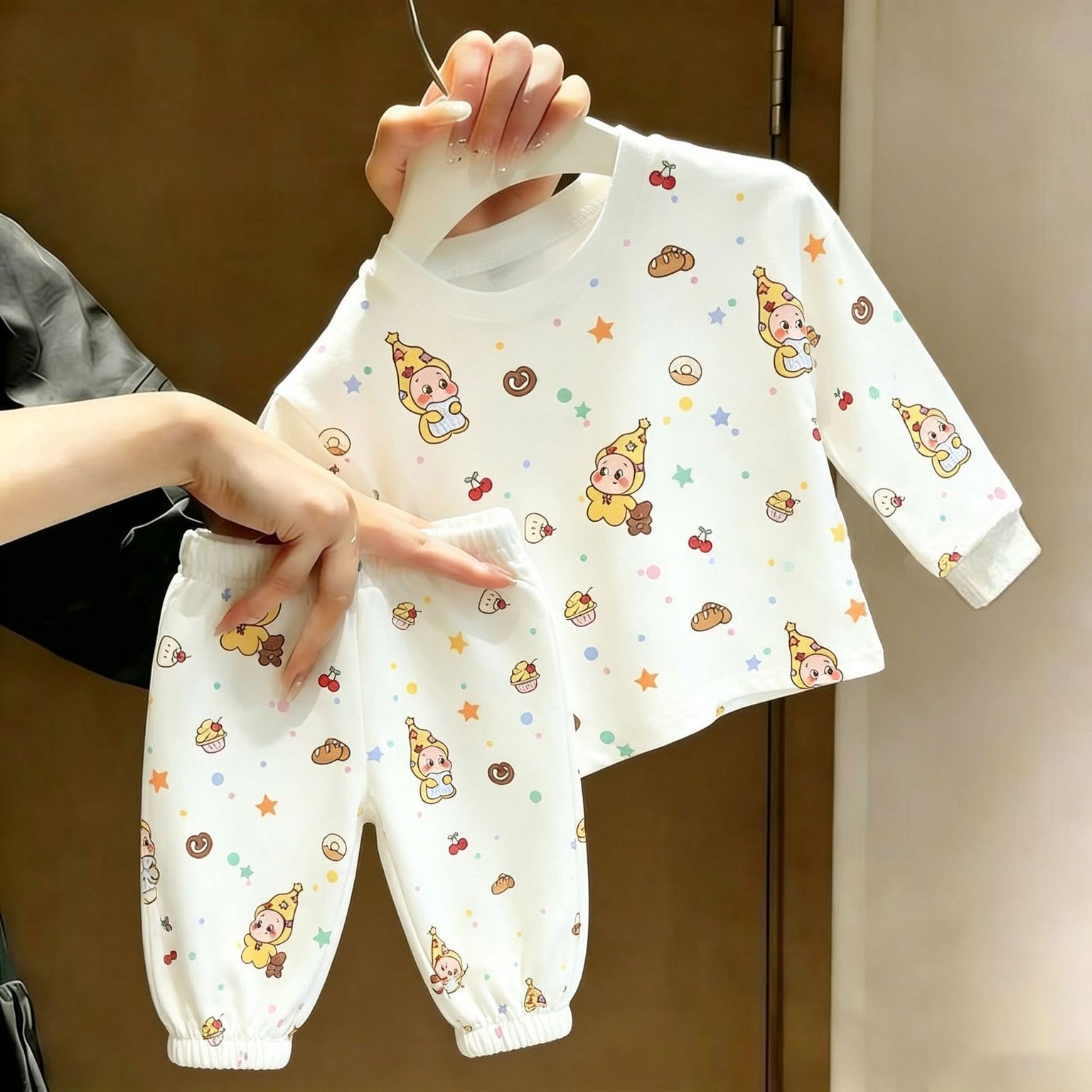 Kids  Cute Cartoon Star Man Print Long-Sleeve T-Shirt & Pants Set