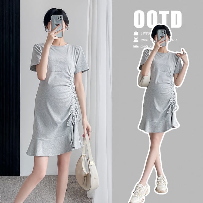 Slim Fit Cotton Maternity Dress – Short Sleeve Bodycon Style